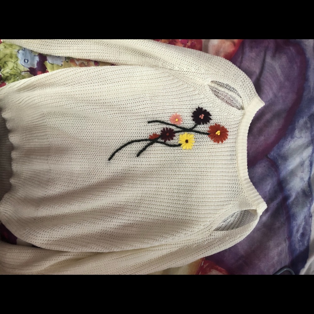 TJ Max White  Knit Sweater